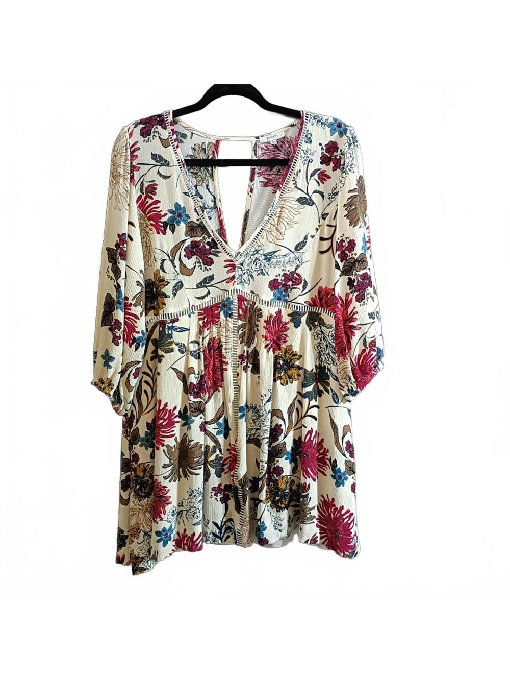 Jodifl Cream Floral V-Neck Blouse Size L